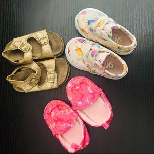 **5 for $20** Lot of 3 pair shoes